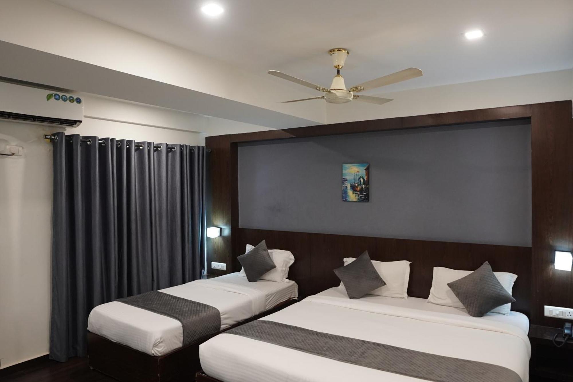 Luciya International Mysore Exterior foto