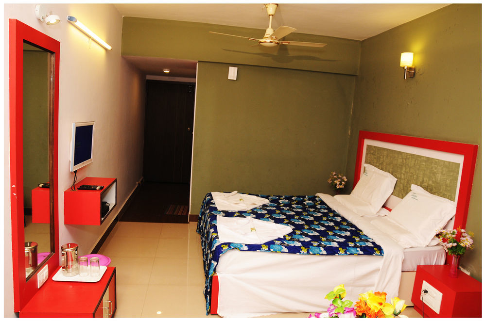 Luciya International Mysore Exterior foto
